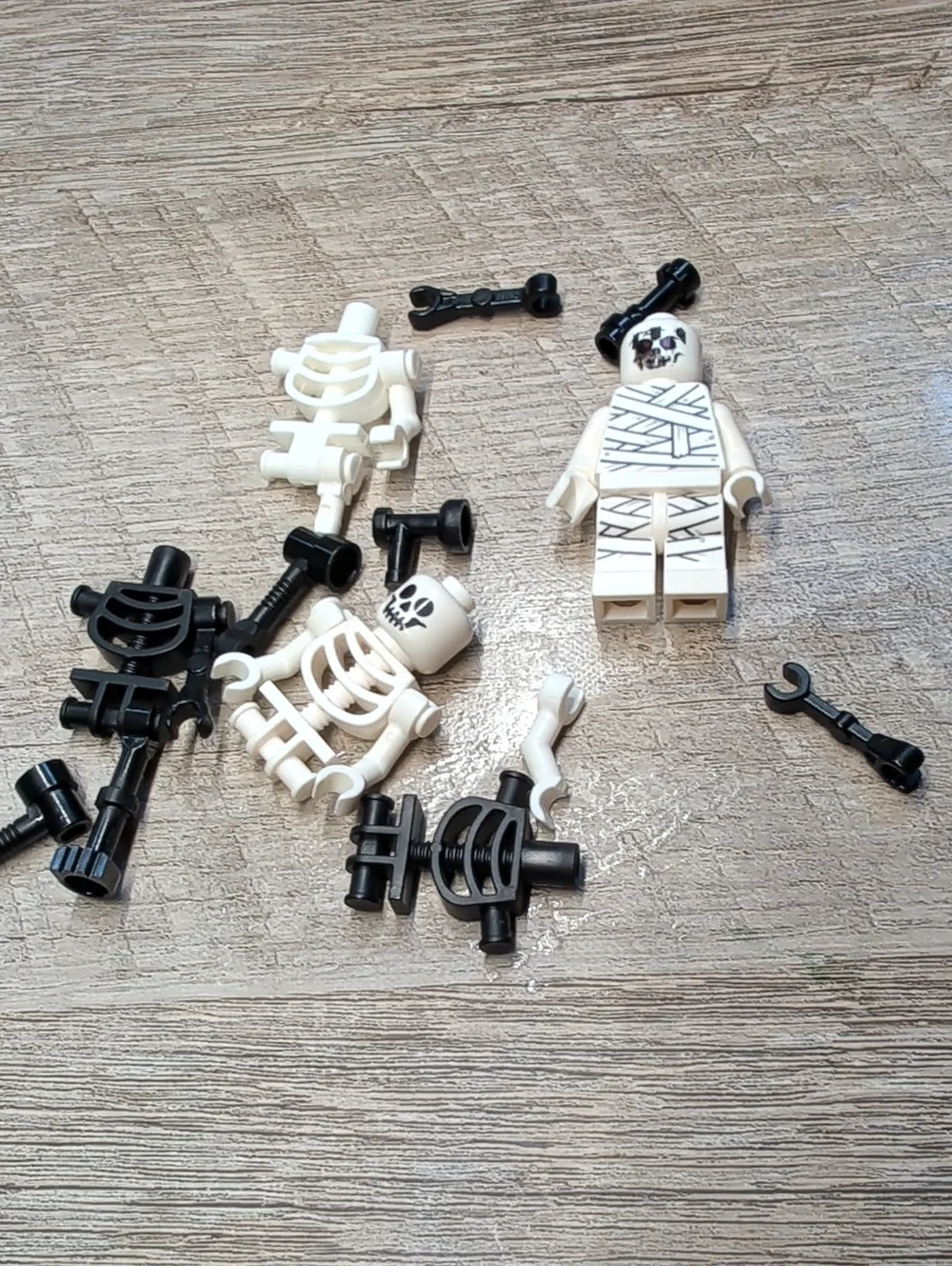Lego Skeleton Minifigure Lot